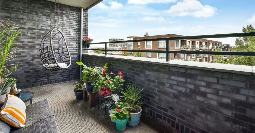 Balcony paint ideas.