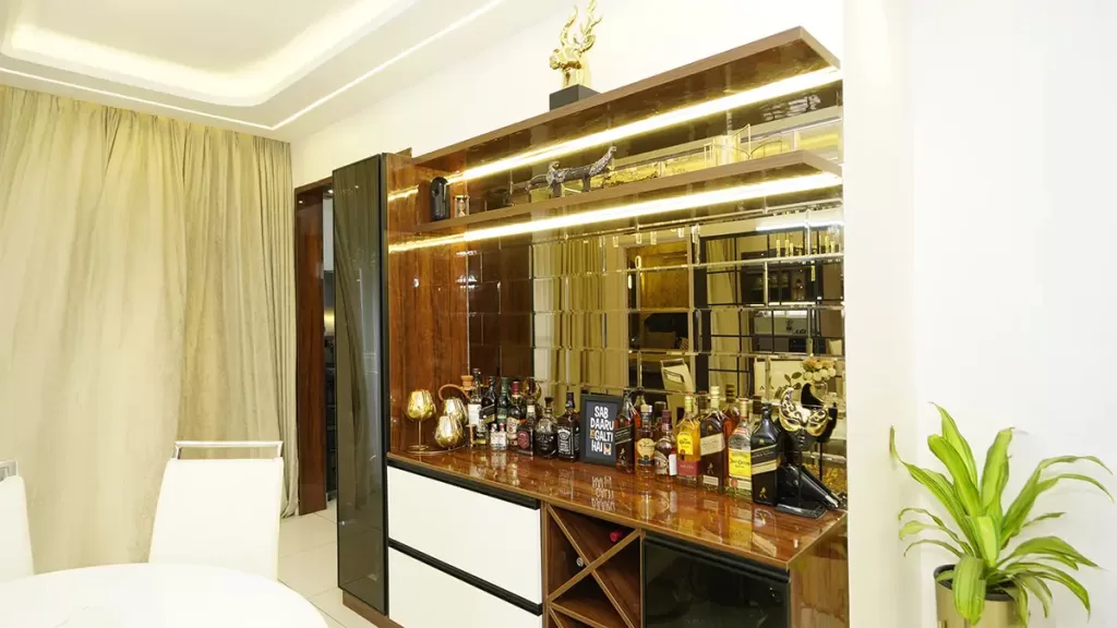 Create-a-chic-bar-decor-vibe-that’s-perfect-for-entertaining-or-unwinding-solo